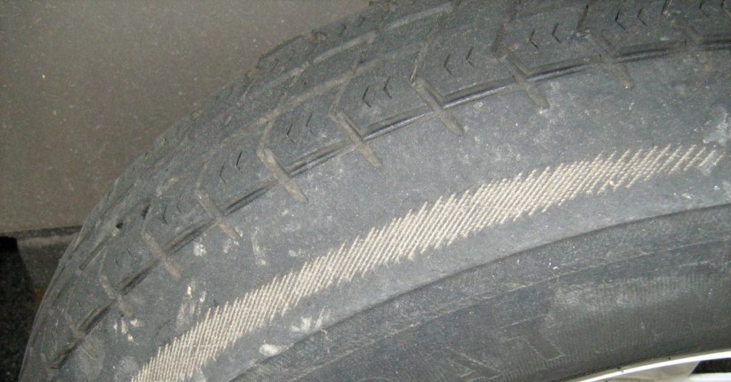 6 Reasons Your Car Sounds Like it Has a Flat Tire
