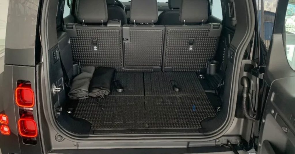 Which Land Rover Has 7 Seats